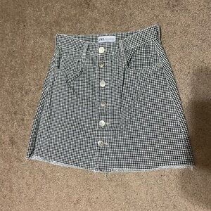 Zara‎ gingham black and white mini skirt size XS